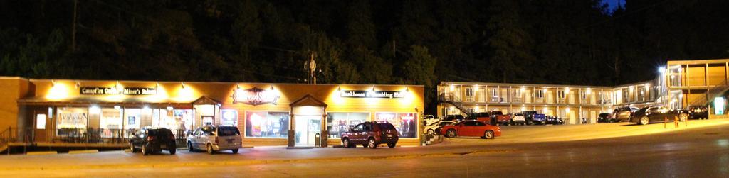 Deadwood Station Bunkhouse And Gambling Hall Motel Kültér fotó